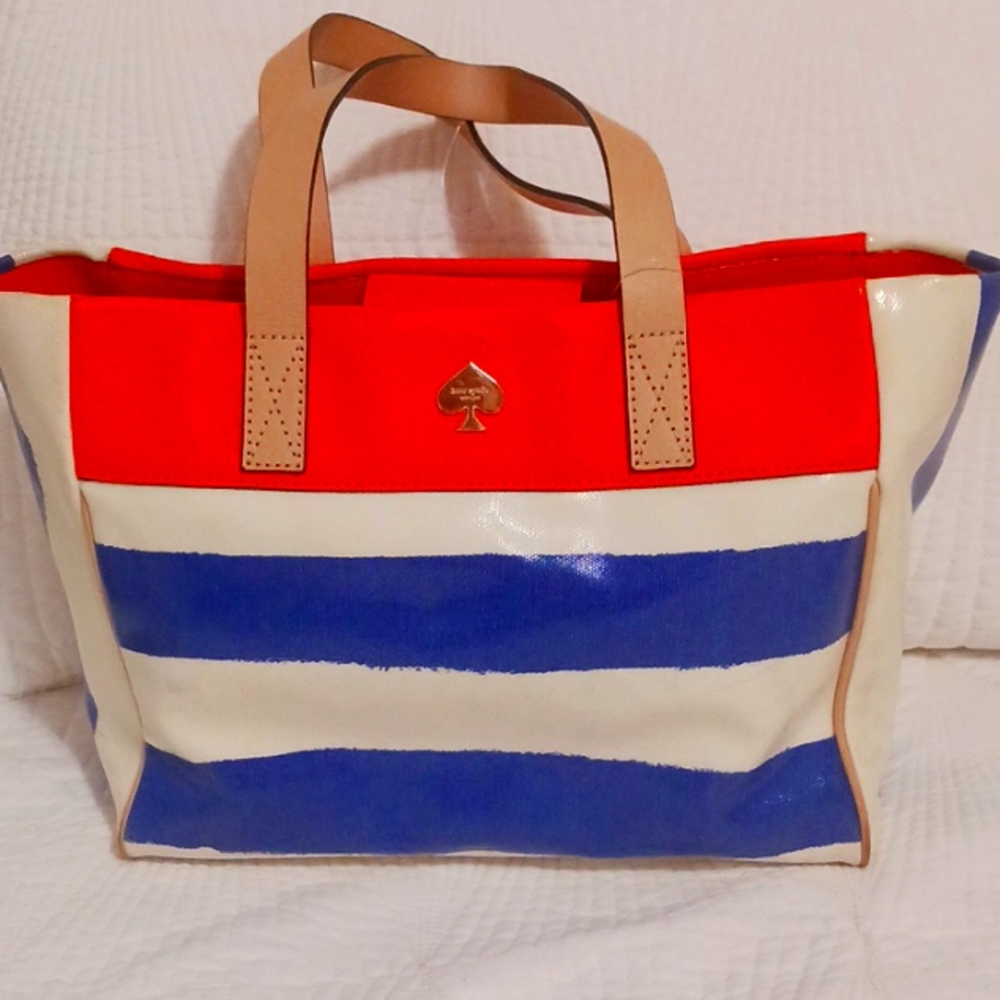 Kate Spade New York Pike Place Tote